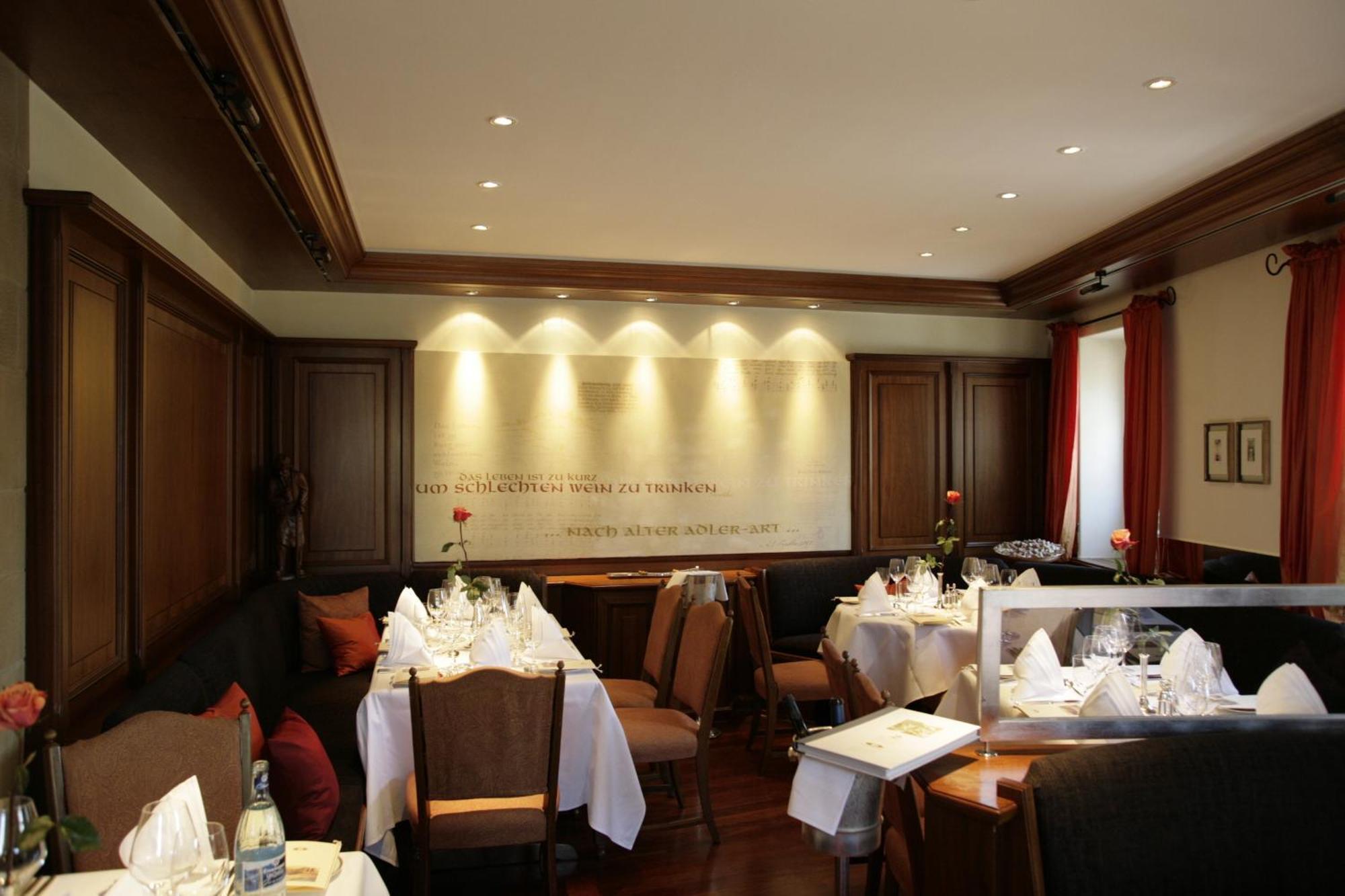 Hotel Adler Asperg ภายนอก รูปภาพ